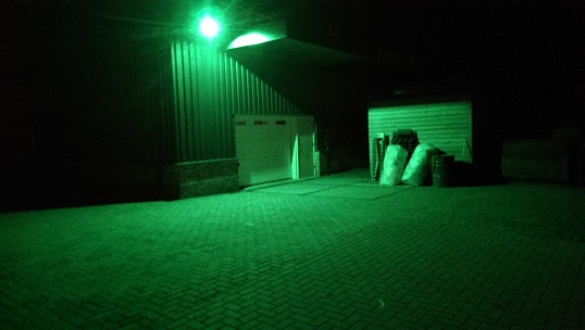 gebruik Echt foto Beveiligingsverlichting LED, met groene LED straatlantaarn armatuur -  VaarwelTL